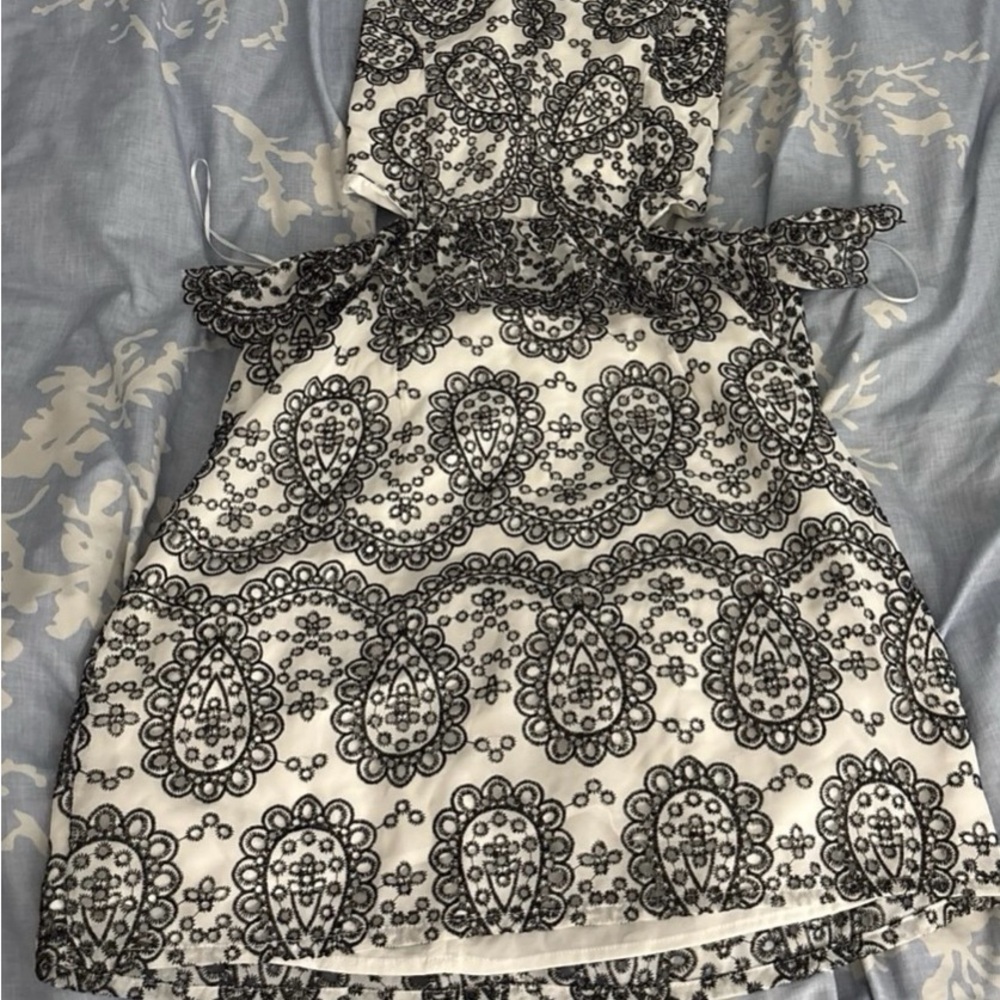 Elegant Black and White Lace Mini Dress